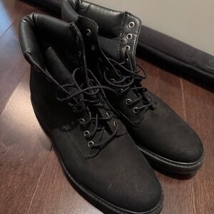 Timberland boots in black